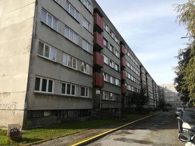 Oksjon: 2 tuba, Kiviõli, Viru tn 19-33