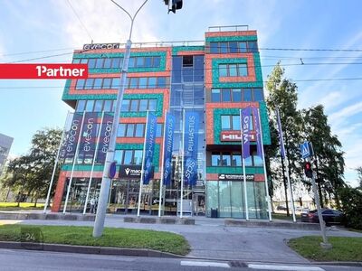 Anname üürile väikese büroopinna veevõimalusega!