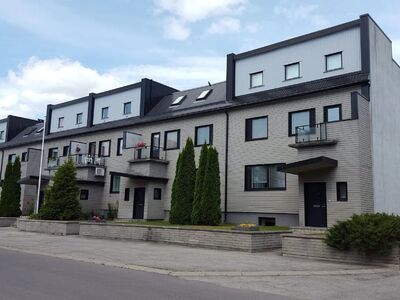 Pikaks ajaks anda üürile 2-toaline möbleeritud korter Mai rajoonis!