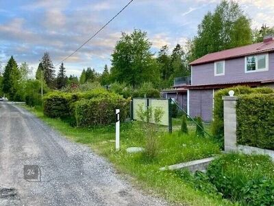 Müüakse 2-korruseline aastaringse elamisega maja 1219 m² suurusel maatükil