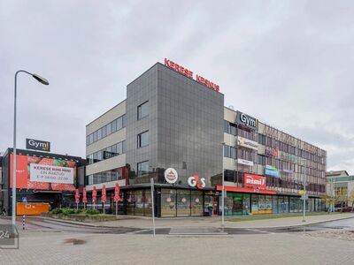Müüa keskses asukohas multifunktsionaalne rahavooga ärikeskus