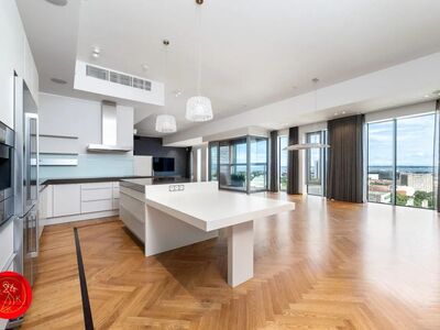 291,7 m² kompromissitut luksust Tallinna südames.