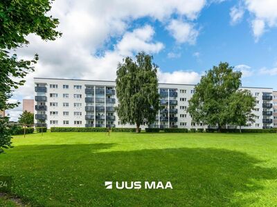 Kahe rõduga 4-toaline korter teisel korrusel!