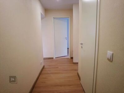 Üürile anda 2-toaline värskelt renoveeritud korter Stroomi piirkonnas