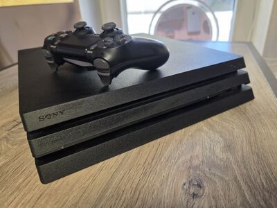 Sony PS4 pro mängukonsool 1TB