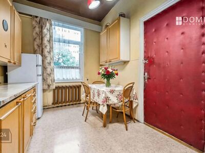 Üürile anda 4-toaline 87,2 m² korter Kalamaja rahulikul tänaval miljööväärtuslikus majas