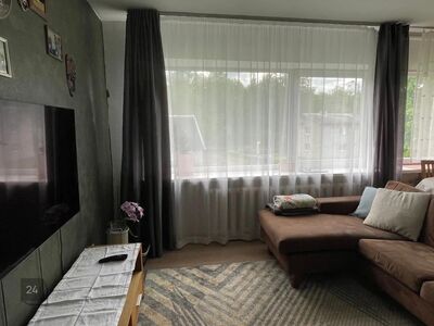 Müüa avar ja sisustatud 4-toaline korter Iisakus – Pargi 7, II korrus

Hind: 24 900 €Suurus: 6