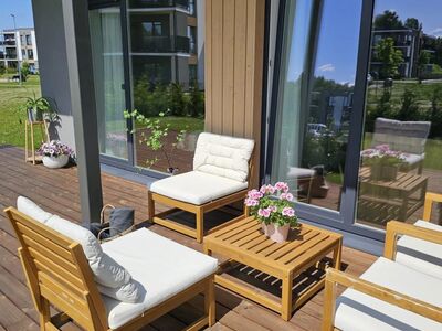 Hubane 2-toaline korter suure terrassiga