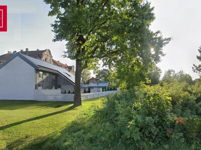 Müüa kesklinna arenevas piirkonnas huvitava kujuga elamukrunt
