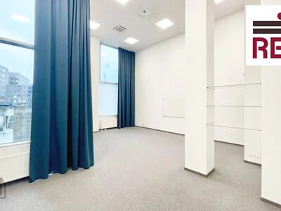 Büroopind esinduslikus ärimajas Tallinna südalinnas