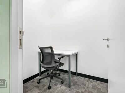 Kontor kahele Regus Ülemistes