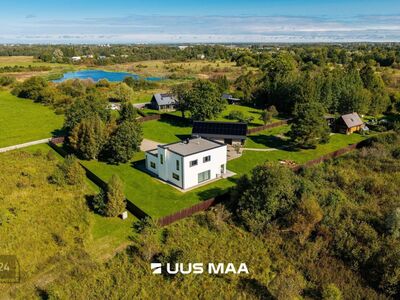 A-KLASSI ELAMU  SAUNAMAJA  ABIHOONE  4317 M² KINNISTU