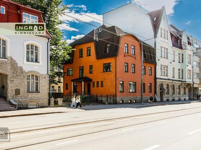 Eraldiseisev esinduslik büroohoone kesklinnas