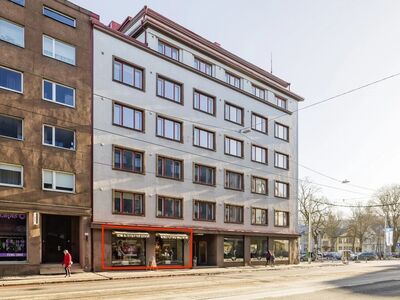 SUURE VITRIINAKNAGA PIND SÜDALINNAS!