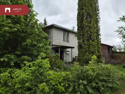 Renoveerimist vajav maja Räpina linnas