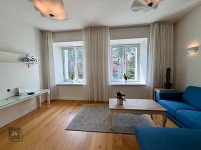 Mööbel, parkimiskoht, panipaik