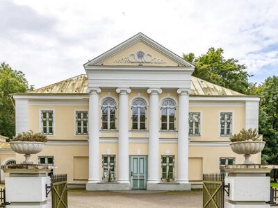 UHKE RENOVEERITUD MÕIS TALLINNA LÄHISTEL, ERIHIND!