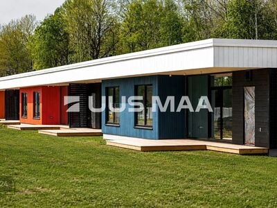 Ühekordne katuseaknaga ridaelamuboks