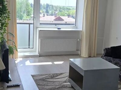 Renoveeritud kortermaja
Müüa osaliselt möbleeritud 2-toaline, valgusküllane korter Kruusa 1a kor