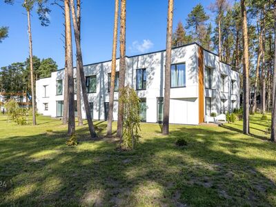 Päikesepoolne saunaga nurgaboks