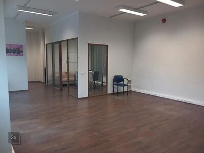 Üürile anda korralik büroo, 88m2.