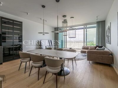 Üürile anda merevaatega Penthouse