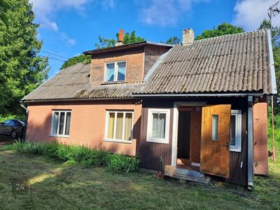 Müüa maja rahulikus Ambla alevis