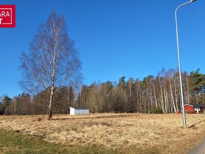 Hoonestamata elamukrunt rahulikus ja turvalises Tõrva väikelinnas