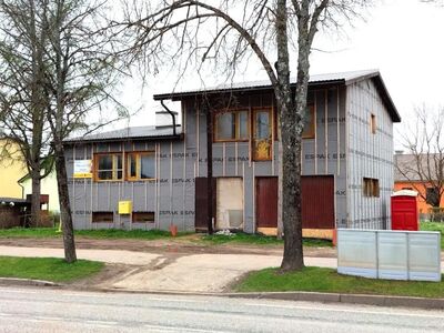 Pakkuda on müügiks rekonstrueerimisjärgus elamu, kus ostja saab veel kõike muuta ja oma tahtmisi