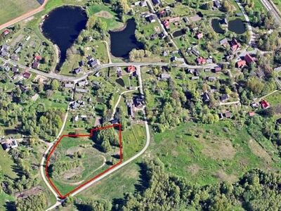 1,5 ha suurune kinnistu Puka alevikus!