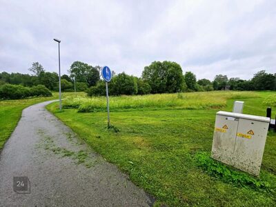 Müüa elamumaa Lääne-Virumaal Rakke alevikus

Asukoht:
Krunt asub Rakke alevikus, otse kergliiklu