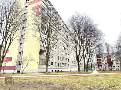 Valgusküllane 3-toaline korter Kristiines !