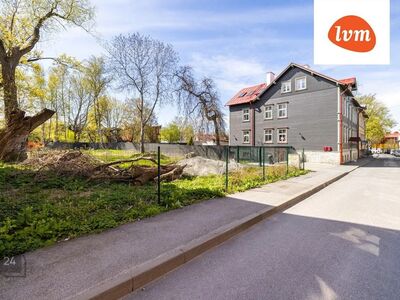 MÜÜA VÄGA HEA ASUKOHAGA ELAMUMAA KALAMAJAS!