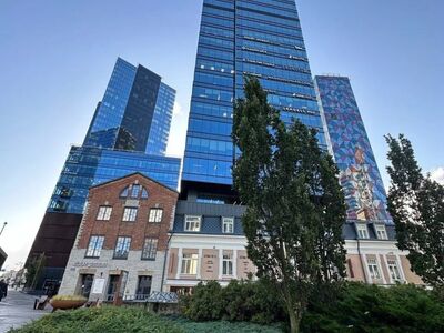 Anname üürile esindusliku büroo ilusate vaadetega linnale!