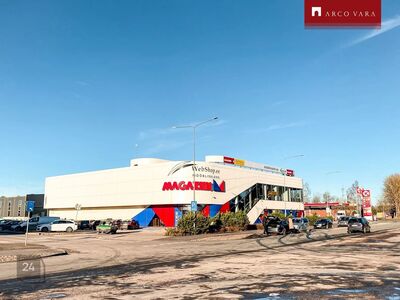 Kaubanduspind hea asukohaga ärimajas!