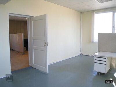 Vabad kontoripinnad  16 m2, 35 m2, 60 m2, 100 m2, 114 m2.