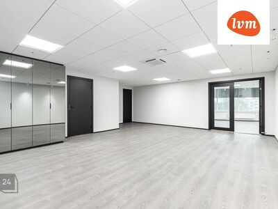 Uus büroopind Tallinna südames.