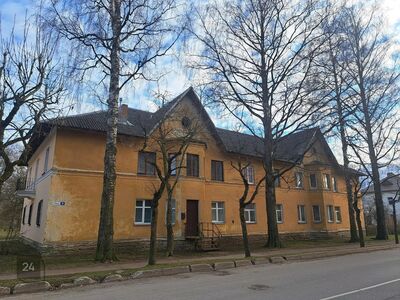 Aiamaa ja kõrgete lagedega 2-toaline korter Kohtla-Järvel!