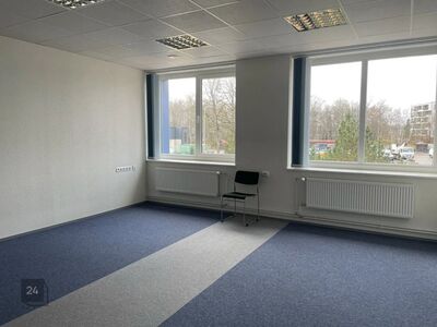 Valgusküllane büroo