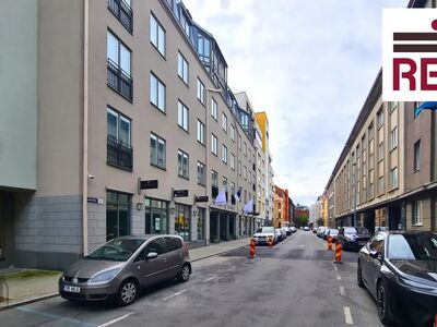 Renoveeritud büroo südalinnas, rõdu!