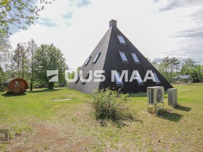 Kaasaegse õhk-vesi põrandaküttega elamu