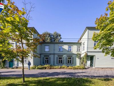 Emajõe kaldal asuv ainulaadne kodu