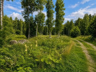 MERELÄHEDANE KINNISTU EHITUSÕIGUSEGA!