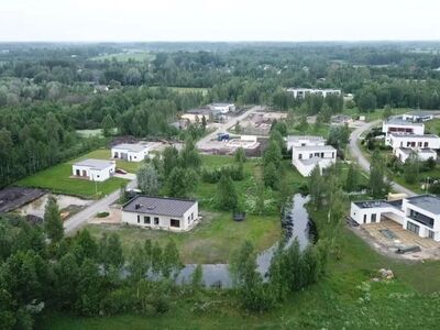 Liitumistega elamukrunt väga hea ligipääsu ja asukohaga!