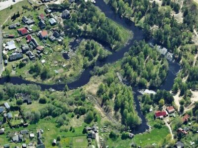 Elamumaa Peipsi ääres, 400 m kaugusel liivarannast