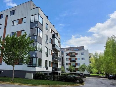 1 parkimiskoht, mööbel ja tehnika hinnas