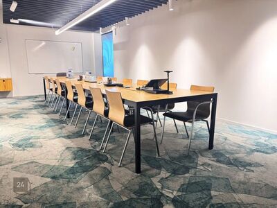 Mustamäel kontor väga heade parkimisvõimalustega!