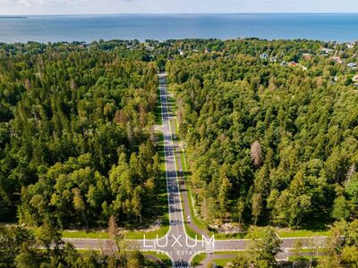 Suurepärase hinnaga eksklusiivne kinnistu mere lähedal