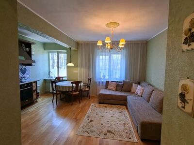 2-toaline korter (50,3 m²) asub 4-korruselise maja 1-sel korrusel aadressil Joala 7