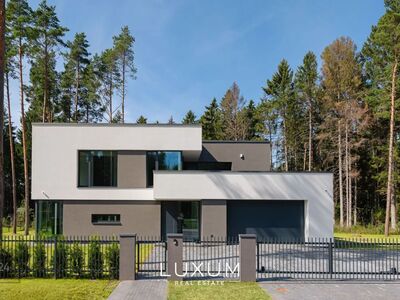 Privaatne tupiktänav, metsapiir ja kaasaegne luksus